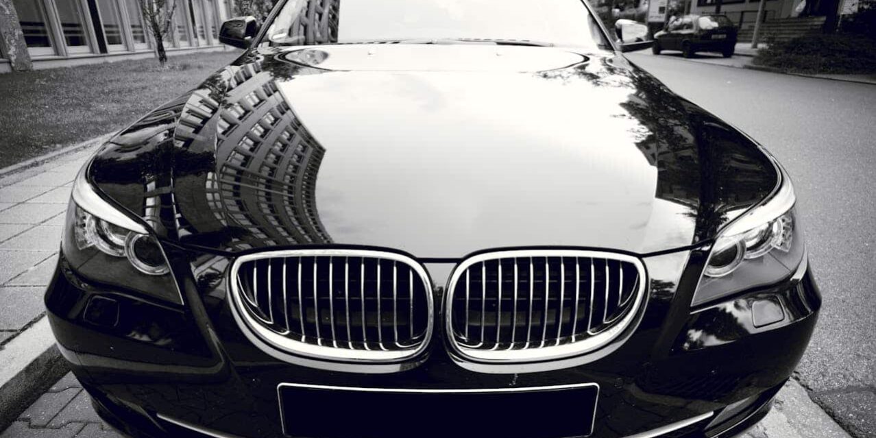 Maximizing Business Travel in Tampa The Benefits of Corporate Limousine Services